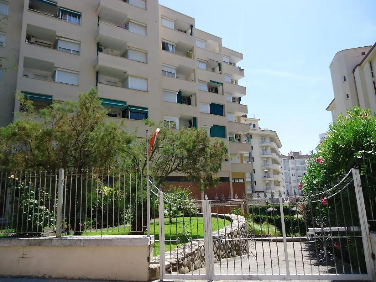 דירות יורט דה מאר Orbis Holidays Fenals-Costa Brava Vacances ספרד